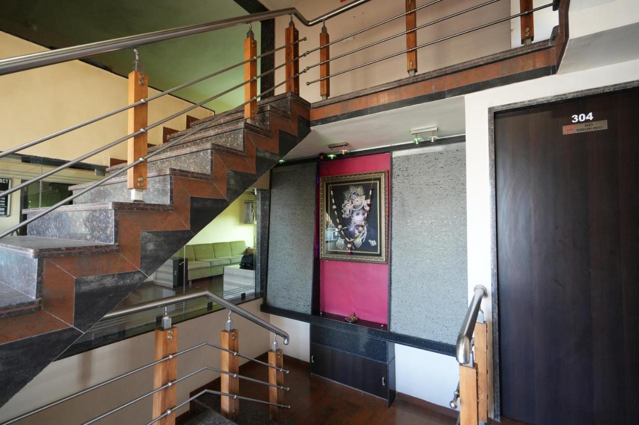 Hotel Ravi Residency Nadiad Exterior photo